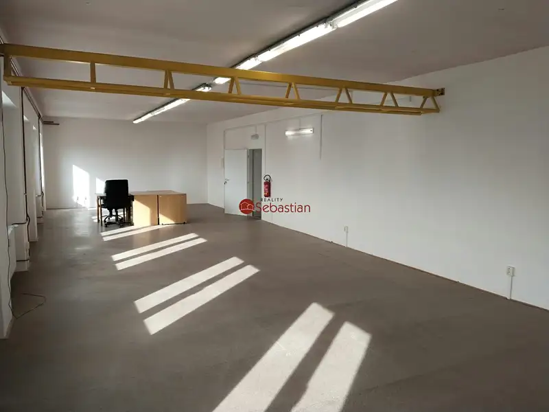 Pronájem kanceláře 94 m², Jičín – náhled fotky 2