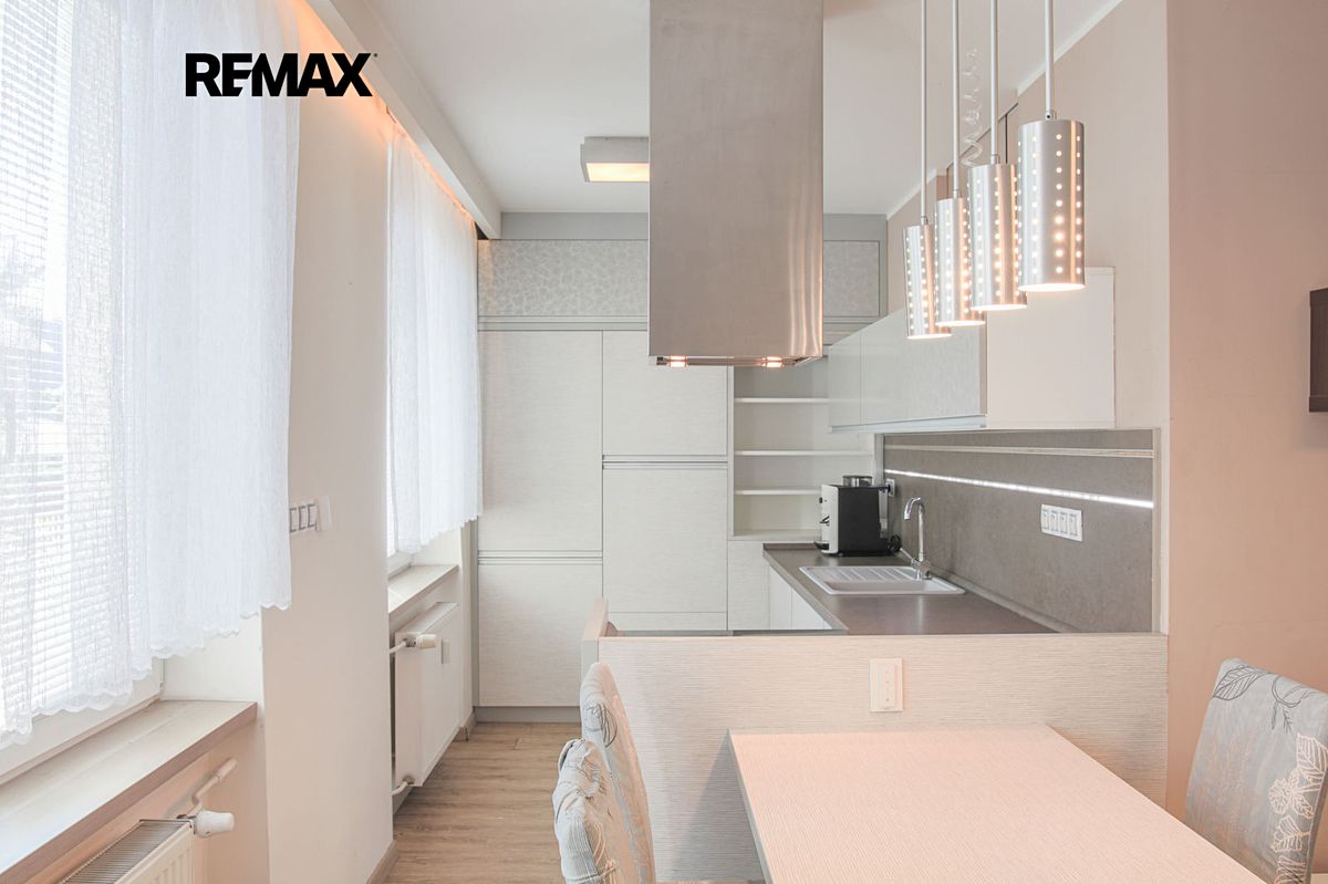 Pronájem bytu 3+kk 81 m²