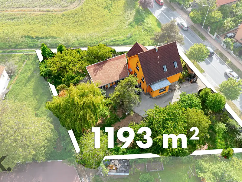 Prodej stavebního pozemku 1193 m², Praha – náhled fotky 3