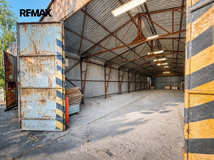 Pronájem komerčního prostoru, 270 m² (1 z 5)