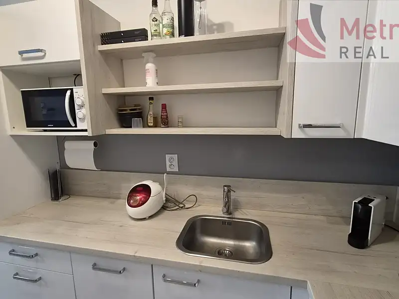 Pronájem bytu 2+kk 52 m², Pardubice – náhled fotky 3