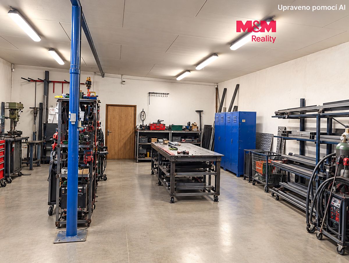 Pronájem obchodního prostoru 171 m², Kuřim – fotka 1 z 3