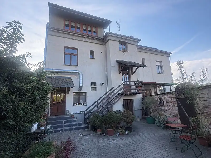 Prodej vily 450 m², pozemek 548 m², Mladá Boleslav – náhled fotky 3