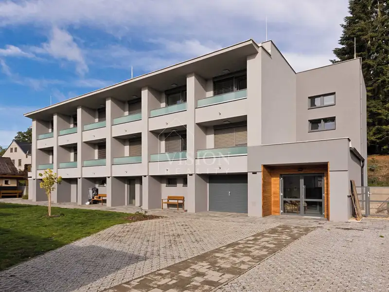 Pronájem bytu 2+kk 51 m², Jindřichův Hradec – náhled fotky 1