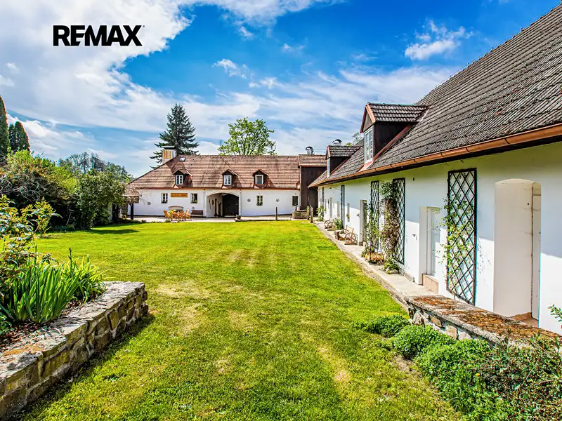 Prodej ubytovacího zařízení 804 m², Předslavice – náhled fotky 1