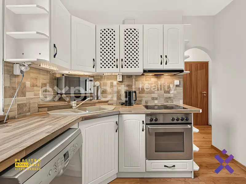 Prodej rodinného domu 85 m², pozemek 206 m², Otrokovice – náhled fotky 3