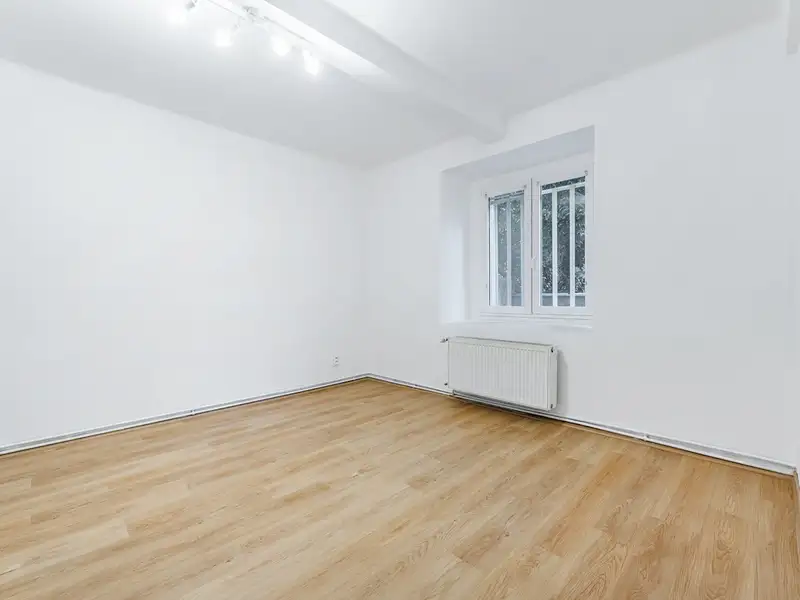 Prodej bytu 2+kk 48 m², Praha – náhled fotky 1