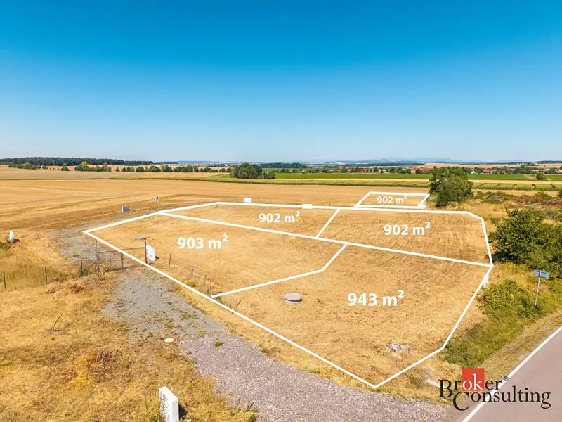Prodej stavebního pozemku 943 m², Dolní Přím – náhled fotky 2