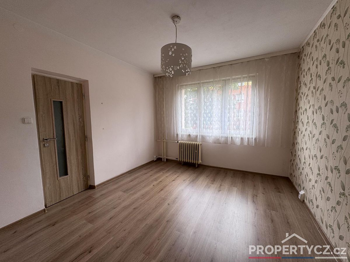 Prodej bytu 3+1 72 m², Praha – fotka 1 z 3