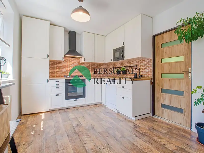 Prodej rodinného domu 148 m², pozemek 604 m², Planá – náhled fotky 2