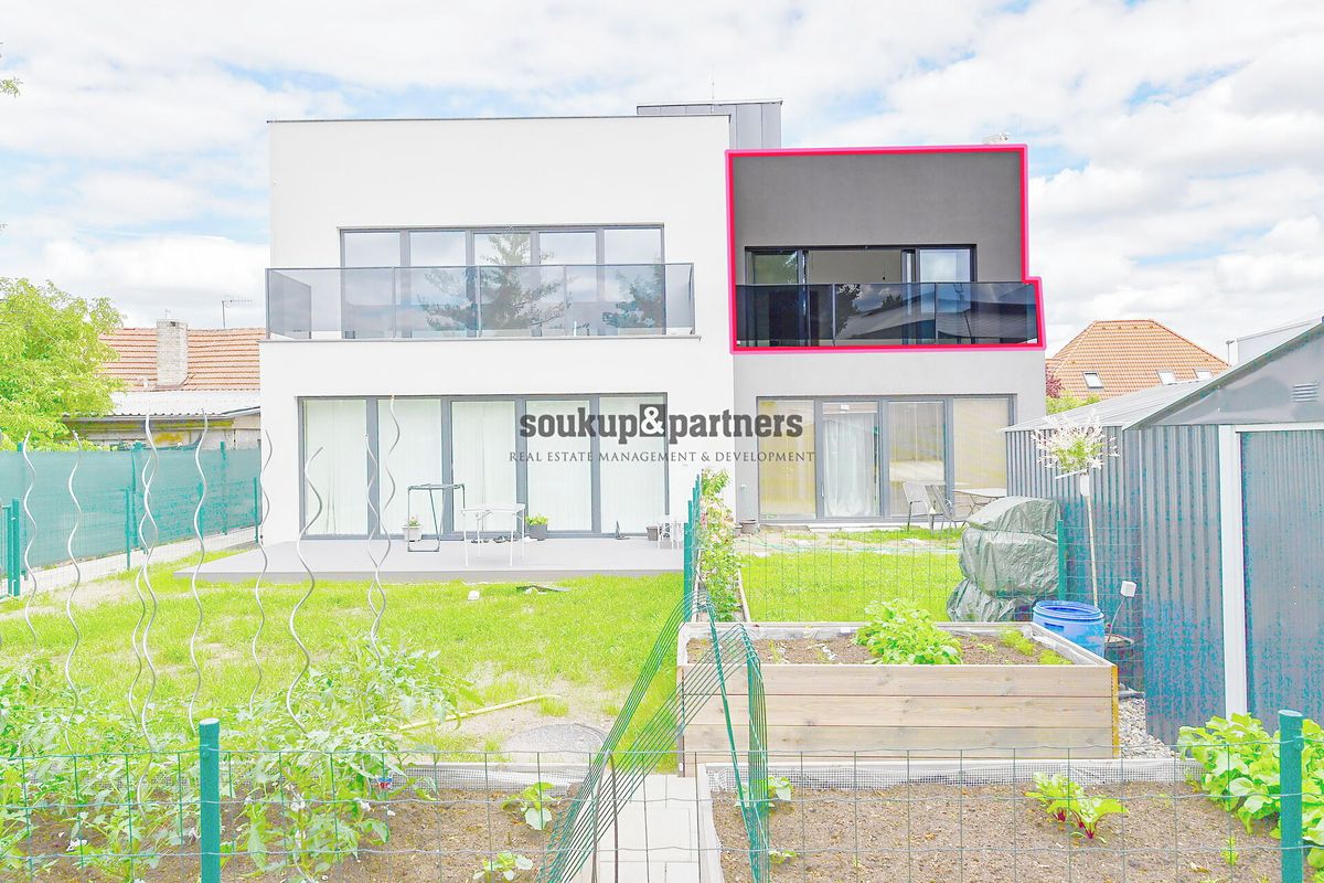Prodej bytu 3+kk 67 m², Líbeznice – fotka 1 z 3