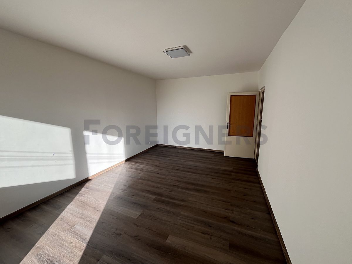 Pronájem bytu 3+1 78 m² – fotografie 3