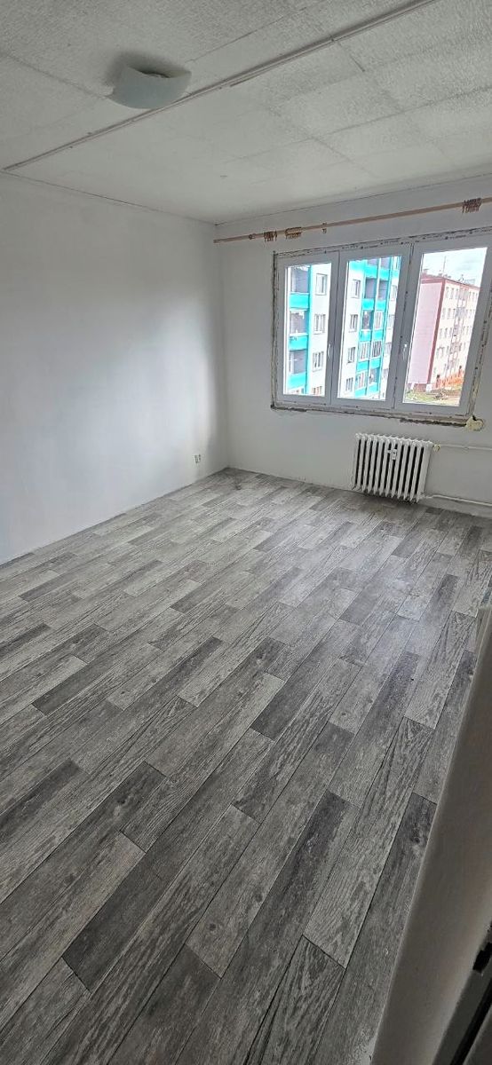 Pronájem bytu 2+1 57 m², Cheb – fotka 1 z 3