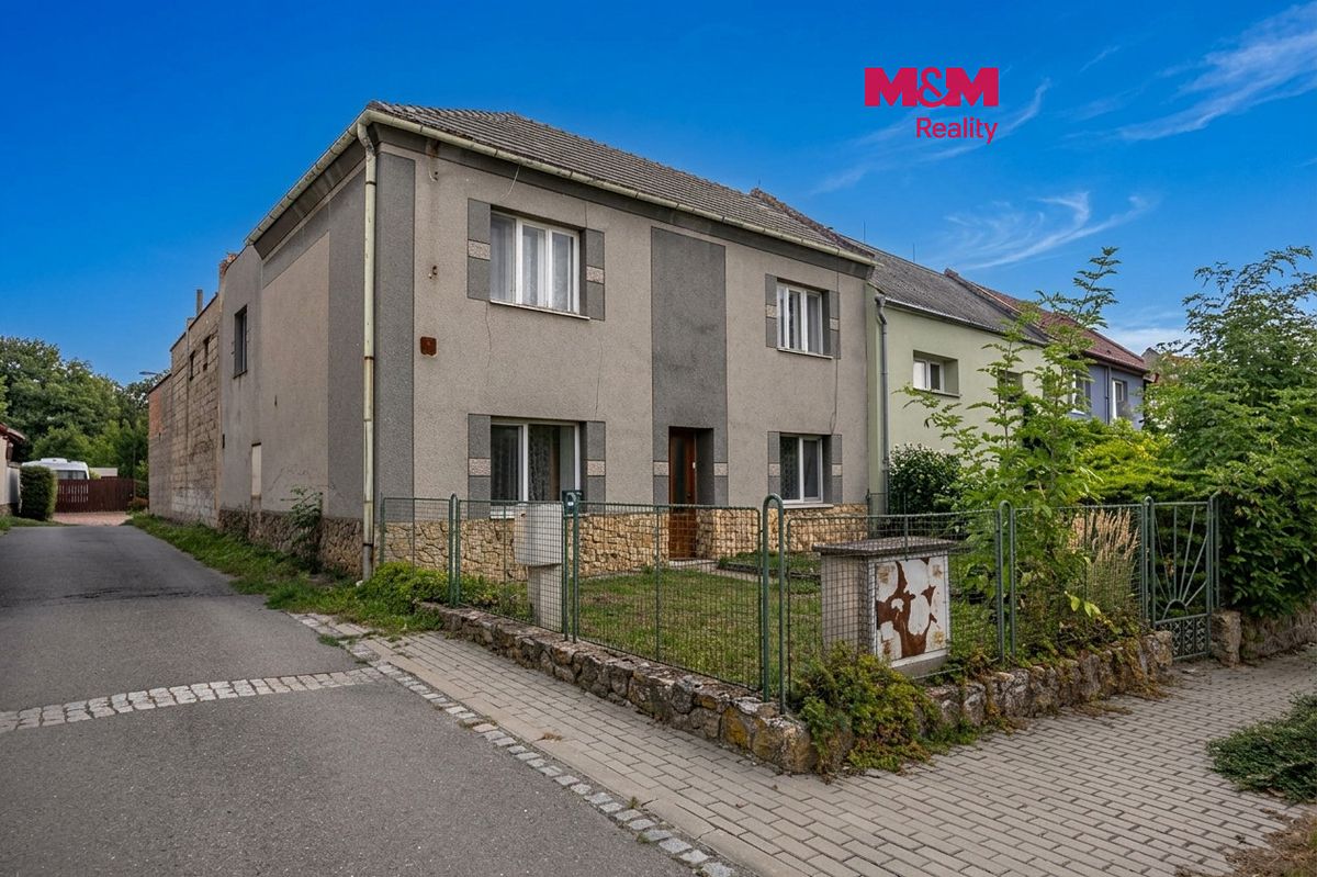 Prodej rodinného domu 200 m², pozemek 1595 m², Bystročice – fotka 1 z 3