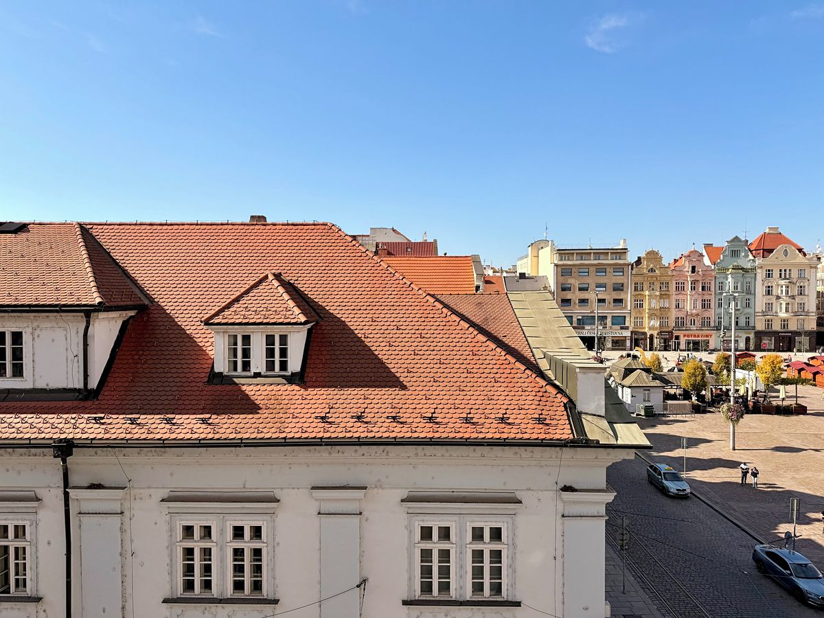 Pronájem bytu 3+1 121 m², Plzeň – fotka 1 z 3
