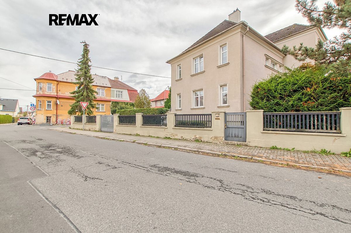 Pronájem rodinného domu 150 m², pozemek 206 m², Opava – fotka 1 z 3