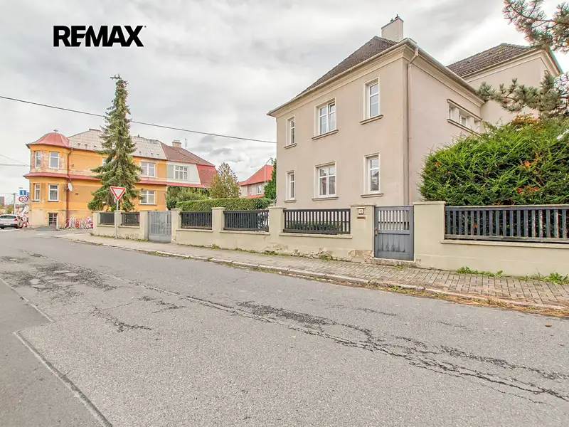 Pronájem rodinného domu 150 m², pozemek 206 m², Opava – náhled fotky 1