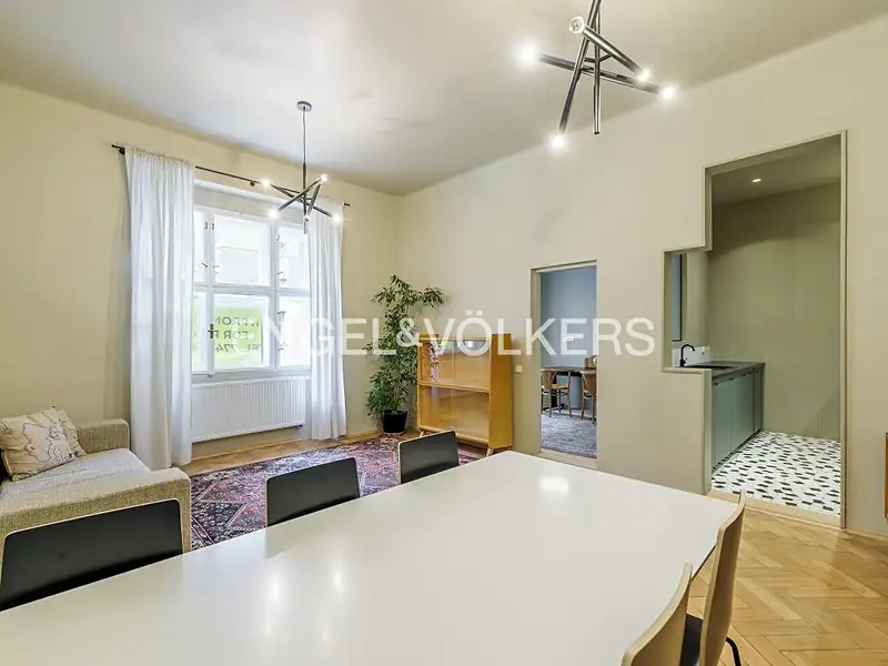 Pronájem bytu 3+kk 76 m², Praha – náhled fotky 1
