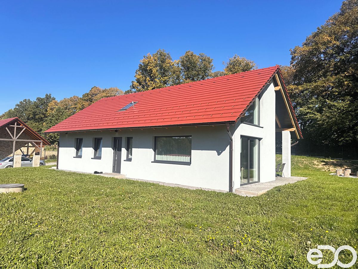 Pronájem rodinného domu 156 m², pozemek 1091 m², Těchobuz – fotka 1 z 3