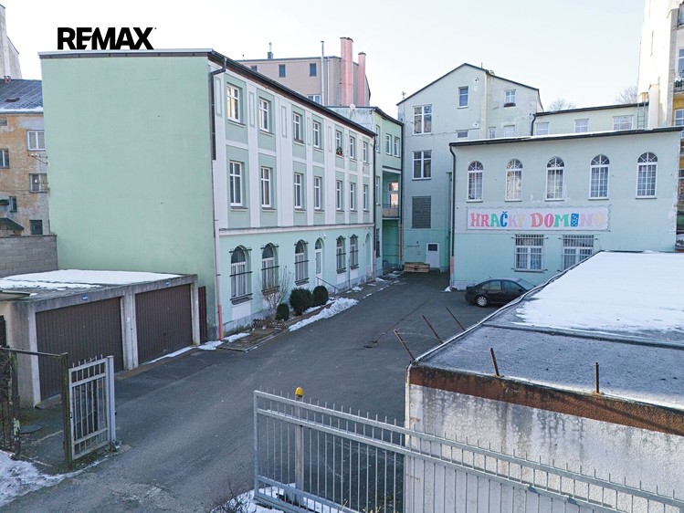 Prodej komerčního prostoru, 1 200 m² (8 z 11)
