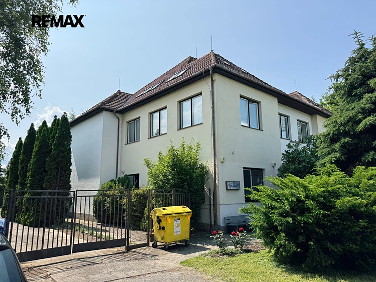 Комерційне приміщення на продаж, 900 м² (33 з 50)