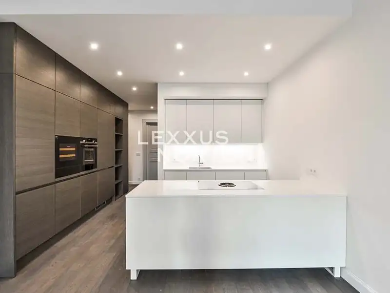 Pronájem bytu 3+kk 95 m², Praha – náhled fotky 3