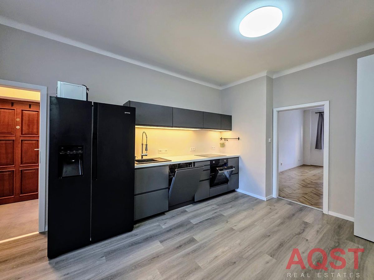 Pronájem bytu 2+kk 49 m² – fotografie 2