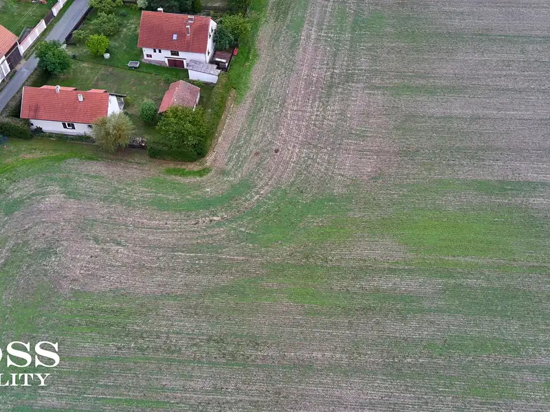 Prodej stavebního pozemku 2750 m², Podmokly – náhled fotky 2