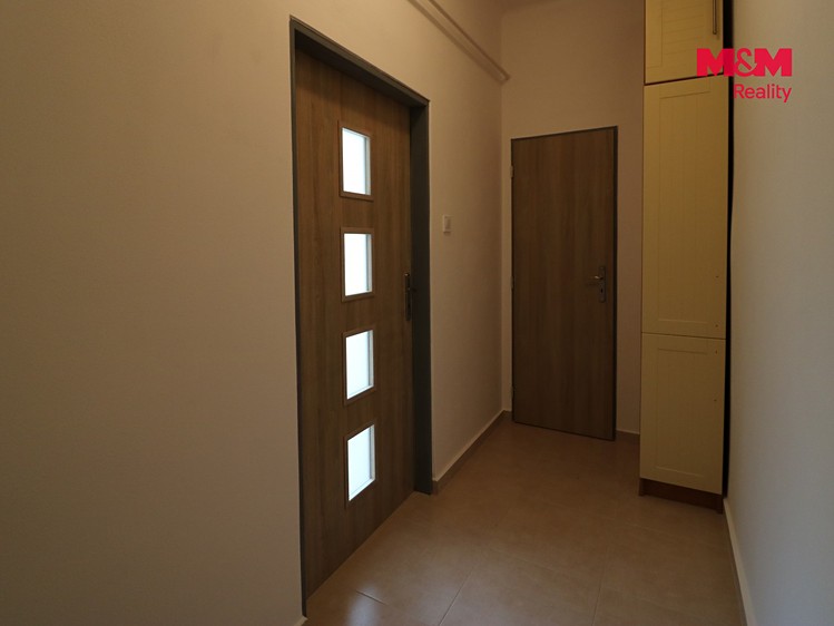 Pronájem bytu 1+1, 47 m² (7 z 11)