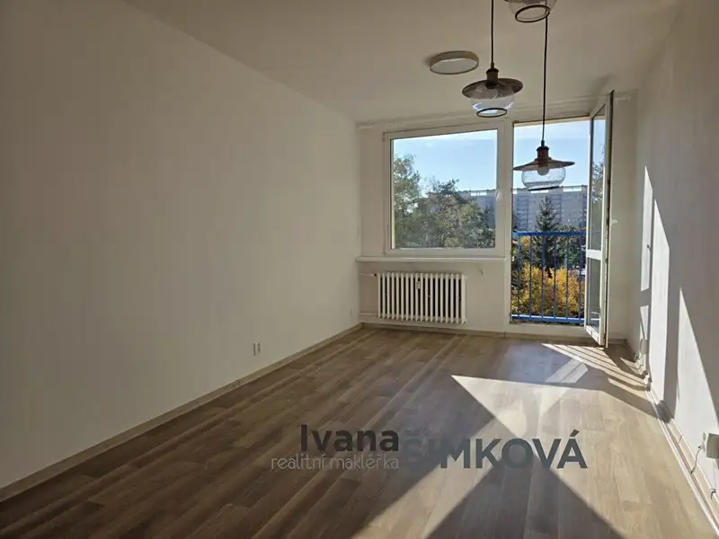 Pronájem bytu 2+kk 43 m², Praha – náhled fotky 2