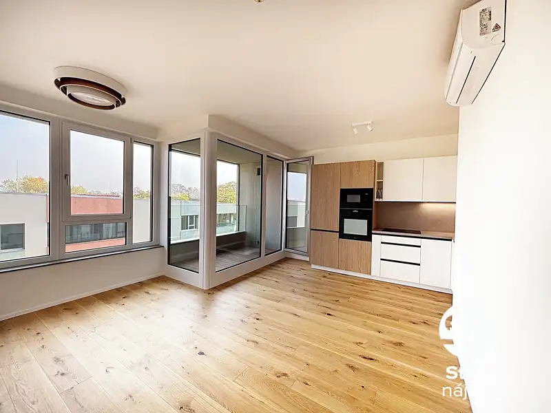 Pronájem bytu 2+kk 51 m², Praha – náhled fotky 3