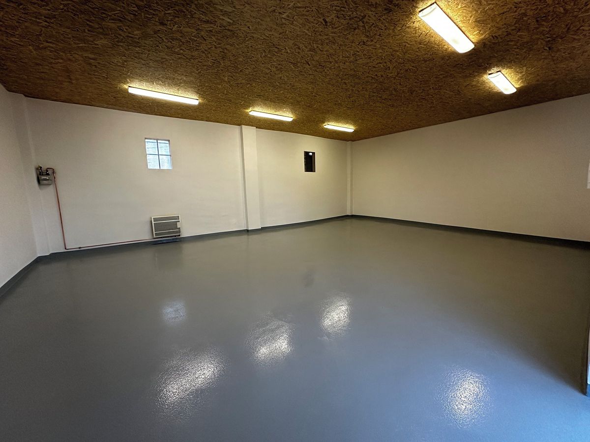 Pronájem skladového prostoru 74 m² – fotografie 3