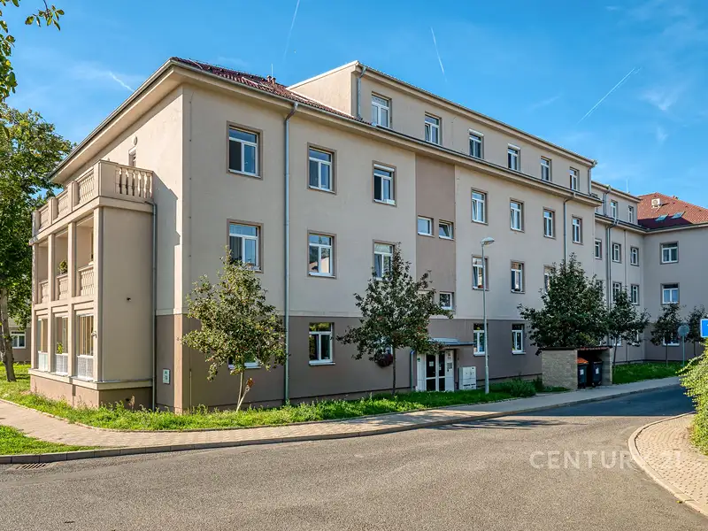 Prodej bytu 3+kk 54 m², Milovice – náhled fotky 1