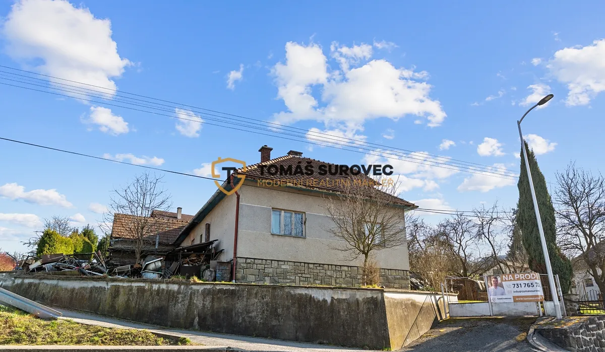Prodej rodinného domu 250 m², pozemek 740 m²
