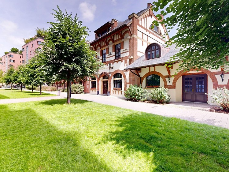 Gewerbefläche zur Versteigerung, 1.096 m² (4 von 99)