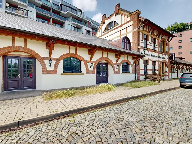 Dražba restaurace 1096 m², Praha – náhled fotky 3