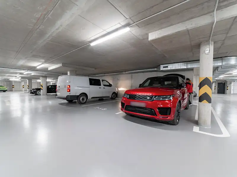 Pronájem garážového stání 15 m², Praha – náhled fotky 2