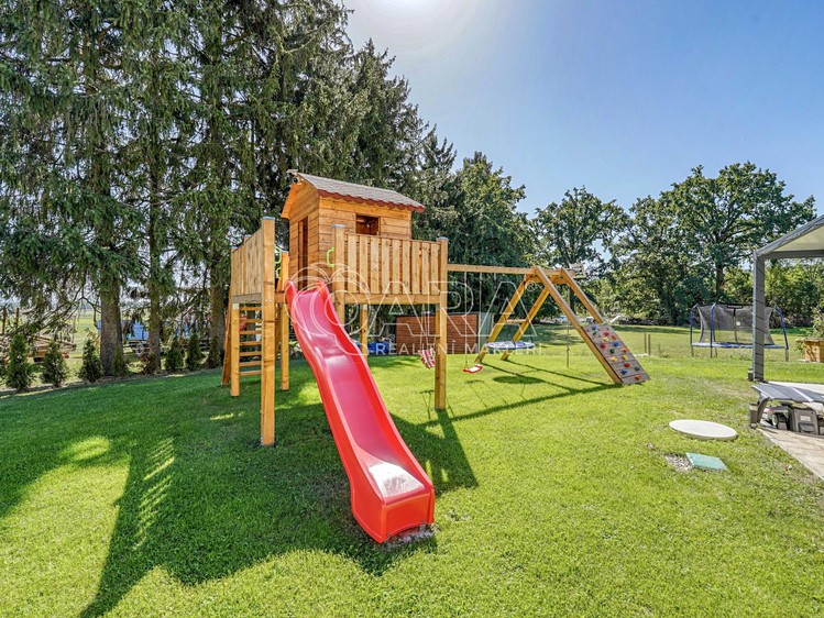Будинок на продаж, 350 м² (44 з 50)