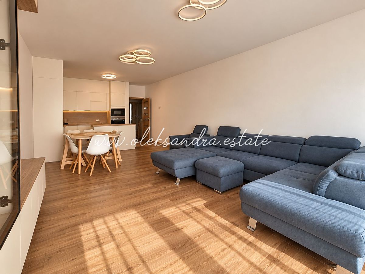 Pronájem bytu 3+kk 83 m² – fotografie 4