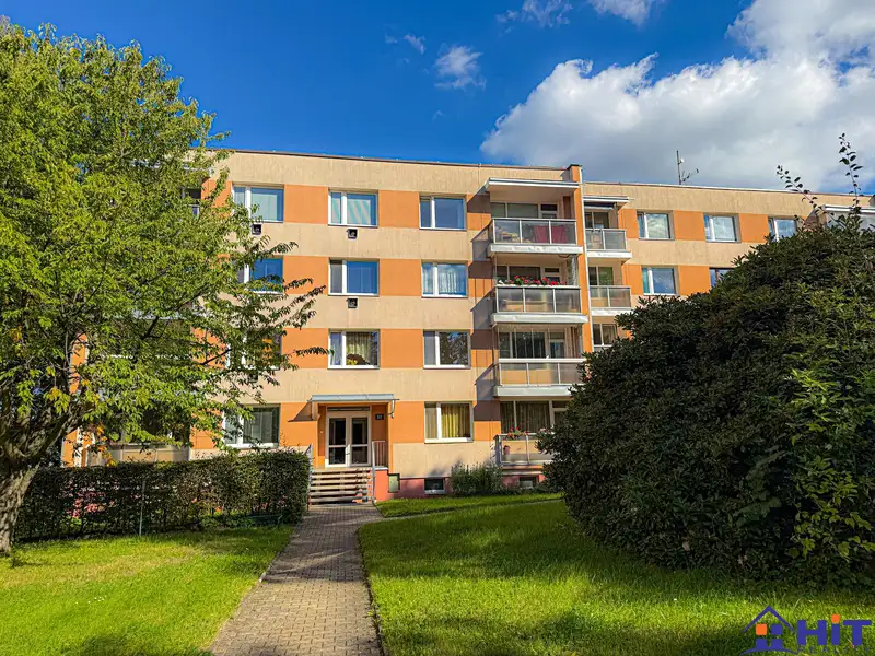 Pronájem bytu 1+1 32 m², Liberec – náhled fotky 1