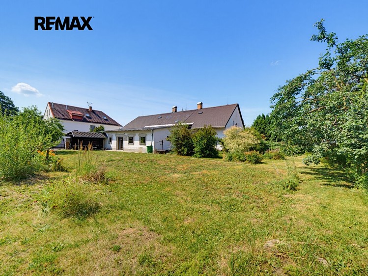 Будинок на продаж, 380 м² (1 з 17)