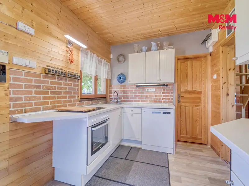 Prodej chalupy 66 m², pozemek 607 m², Černošice – náhled fotky 2