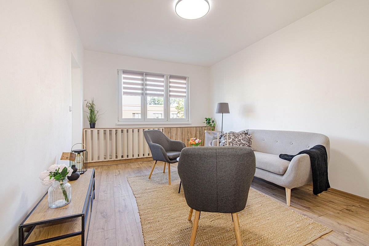 Pronájem bytu 2+kk 55 m² – fotografie 3