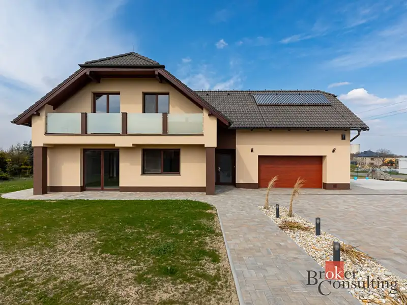 Prodej rodinného domu 295 m², pozemek 2107 m², Dětmarovice – náhled fotky 1