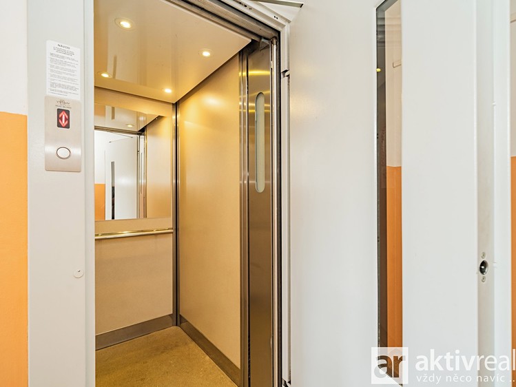 Квартира 2+kk на продаж, 43 м² (23 з 28)