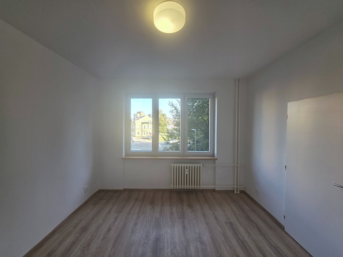 Pronájem bytu 2+1 57 m² – fotografie 3
