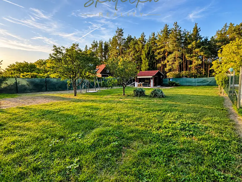Prodej zahrady 521 m², Hodonín – náhled fotky 2