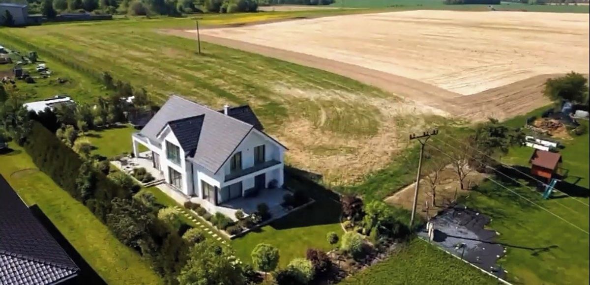 Prodej stavebního pozemku 2295 m², Oleška – fotka 1 z 3