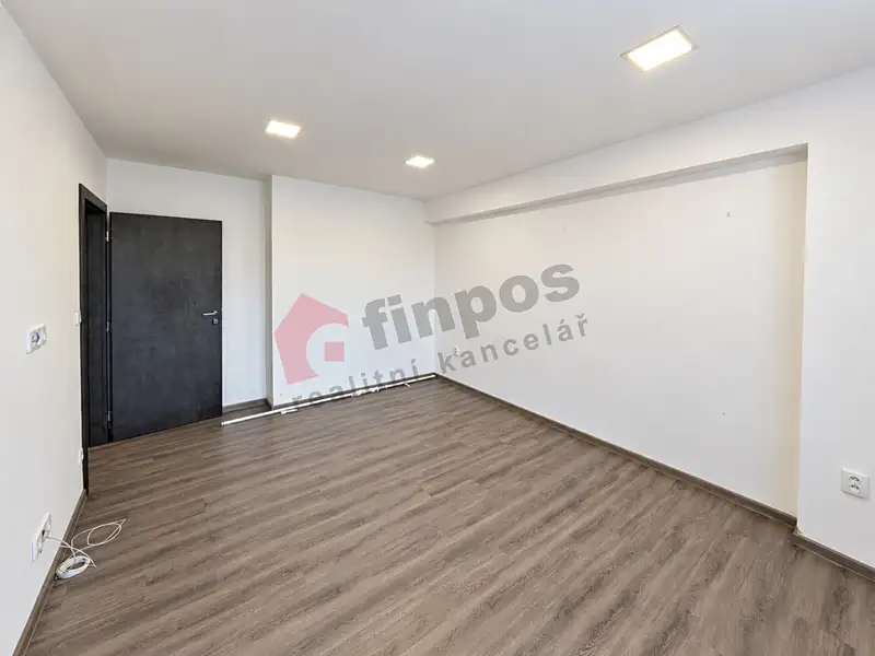 Pronájem bytu 1+kk 36 m², Vlašim – náhled fotky 1