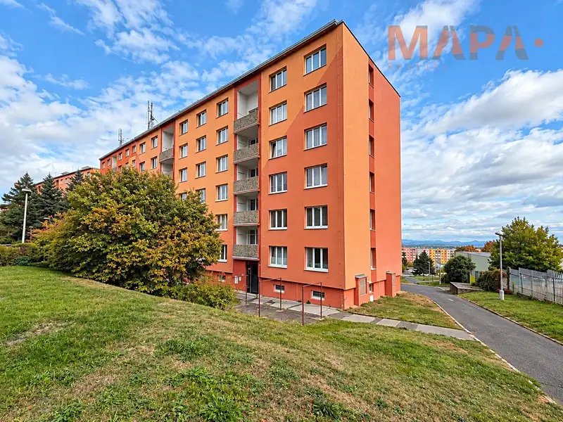 Prodej bytu 1+1 35 m², Chomutov – náhled fotky 1
